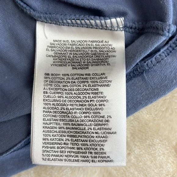 Women's THE NORTH FACE Blue Short Sleeve T-Shirt NWOT Size XL - Picture 9 of 9